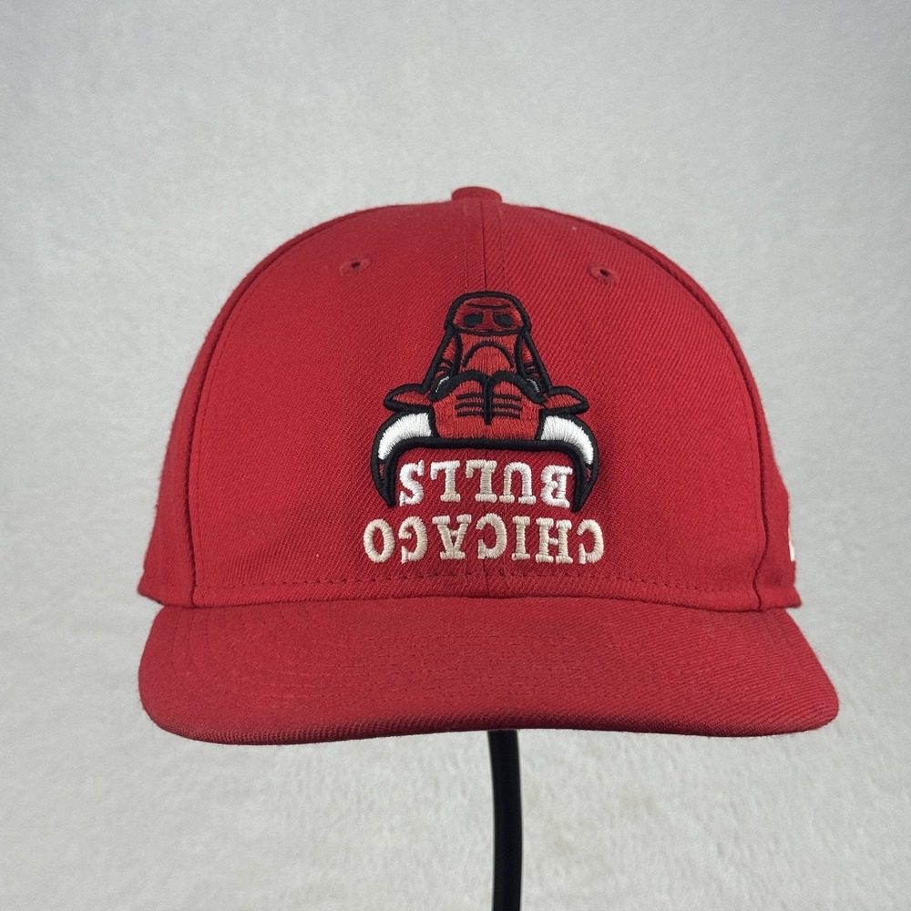 Chicago Bulls Upside Down Logo Hat Cap Snap Back NBA Basketball Mens OS‎ New Era